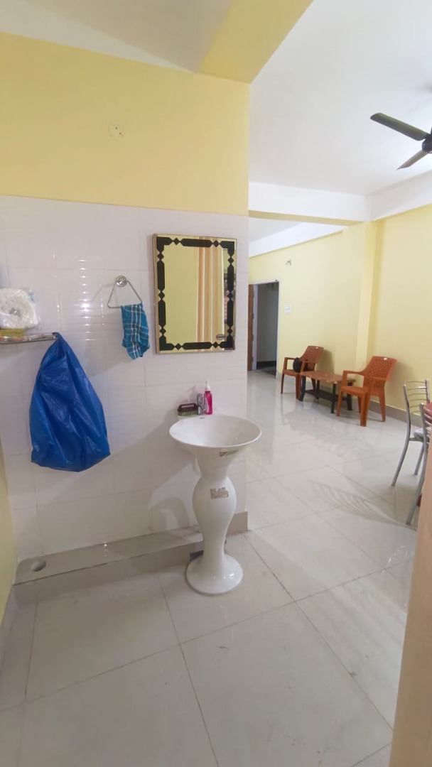 Unfurnished 3bhk in Tribeni Path, Dwaraka Nagar, Bormotoria, Guwahati, Assam, India for Rent